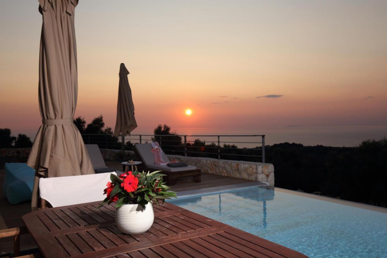 Tsakmakis Villas Luxury- Panoramic Sea View - Lefkada Tsoukaladhes Exterior photo