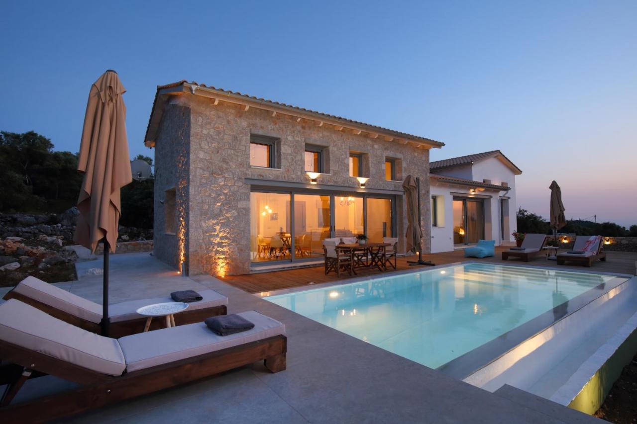 Tsakmakis Villas Luxury- Panoramic Sea View - Lefkada Tsoukaladhes Exterior photo