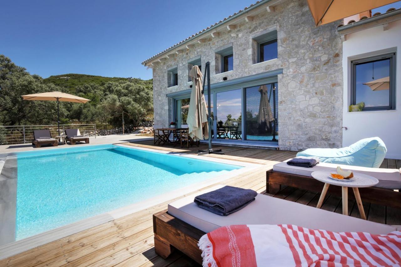 Tsakmakis Villas Luxury- Panoramic Sea View - Lefkada Tsoukaladhes Exterior photo